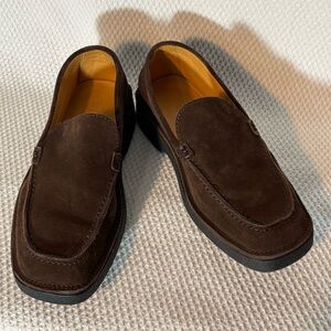 TOD’S Sz 6 Dark Brown Suede Driving Loafers Square Toe Rubber Dots Back Heel